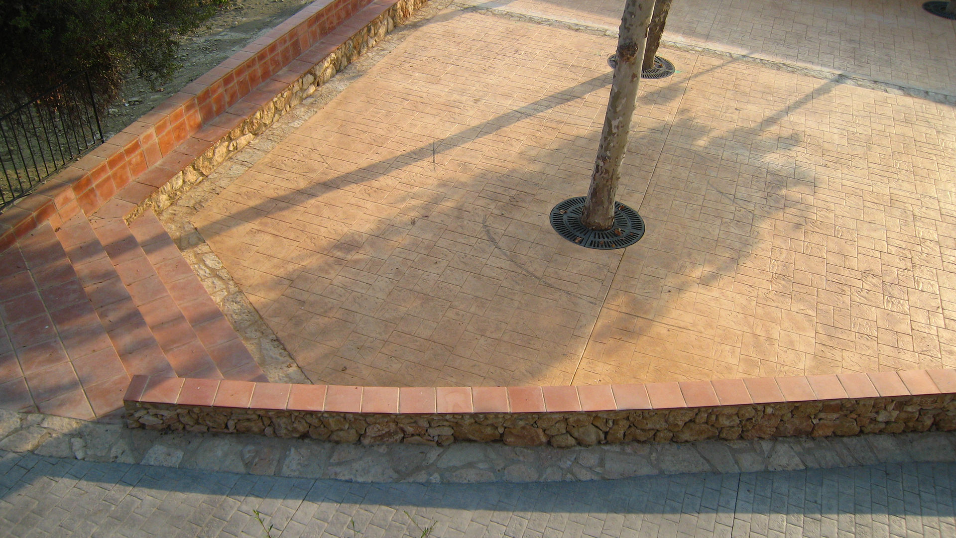 espacios-exteriores-alfi-biocons-001